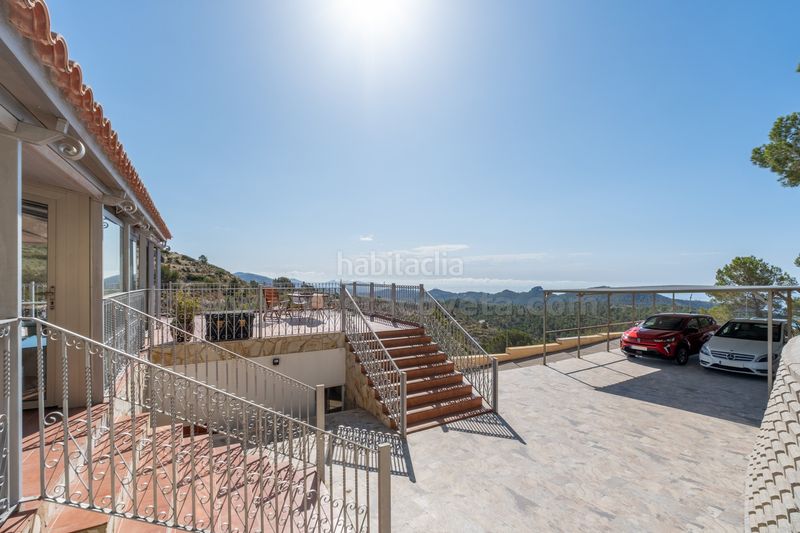 Foto 666ea317-e0e2-4af6-a9d0-054b936f5da6. Casa amb aparcament a Relleu