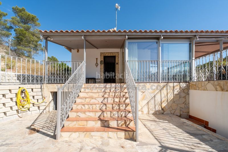 Foto 9809b36c-c9da-4244-abf8-888f9778a242. Casa amb aparcament a Relleu