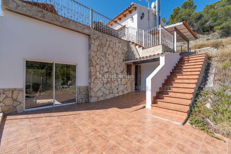Foto aeb455ae-6043-4c14-9ac5-400a1d870d58. Casa amb aparcament a Relleu