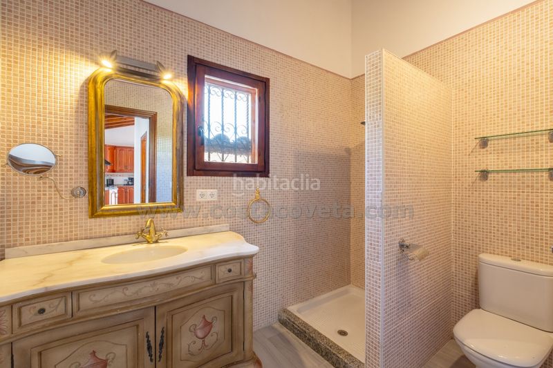 Foto df59e80f-4901-49a2-96fa-9a51ac066472. Casa amb aparcament a Relleu