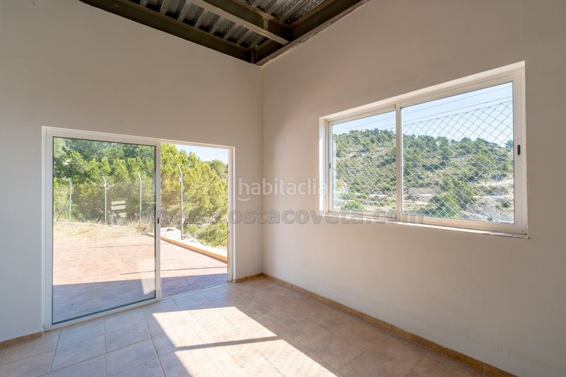 Foto e5b95ba8-012a-49c3-a174-c842952ba15e. Casa amb aparcament a Relleu