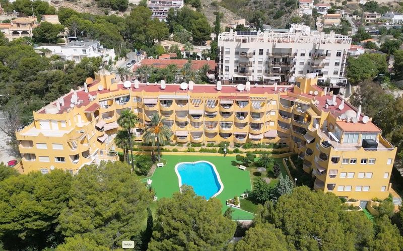 Foto e1700d59-918a-4c61-ac2d-54d59f629327. Apartament amb piscina a Pueblo Español-Coveta Fumá Campello (el)