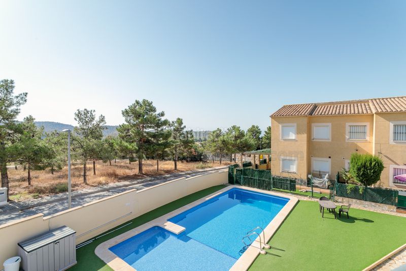 Foto 38a44357-e651-481f-9676-9f9cc4acd0c4. Casa aparellada a morret de cabot el 3 a Aigües