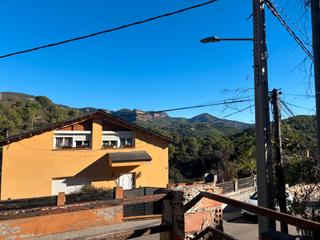 Casa  Carrer torrent fondo. Magnifica casa para inversin en el raco del bosc