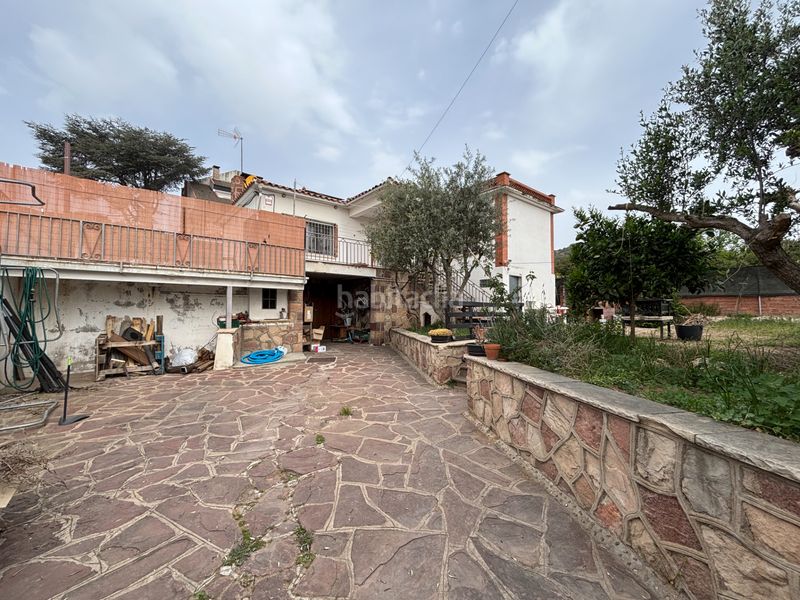 Foto be22ba13-5dc5-4c57-8def-d218e708ea5a. Xalet amb xemeneia calefacció aparcament piscina a Caldes de Montbui
