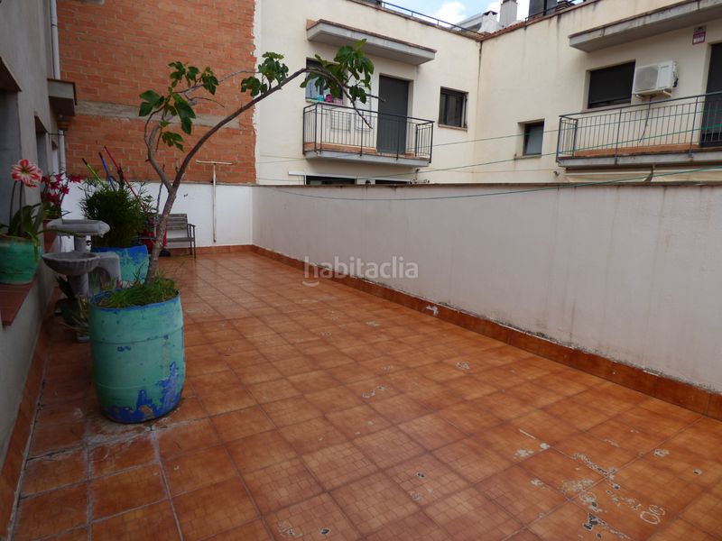Foto bf7de6e5-99a1-4626-9d66-f5d4c27195be. Casa amb xemeneia aparcament a Sant Vicenç de Castellet
