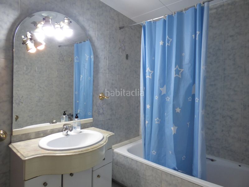 Foto d2c381ea-ebc8-4792-933e-1ad923947278. Casa amb xemeneia aparcament a Sant Vicenç de Castellet