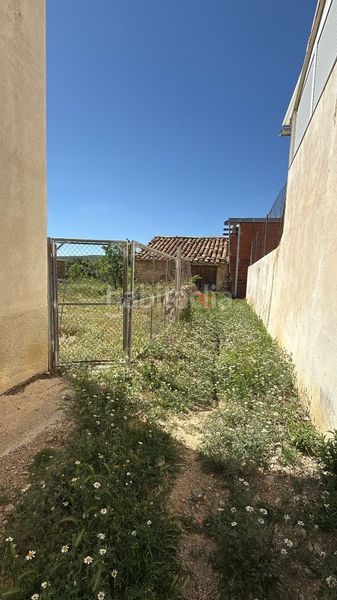 Foto ccaff98c-68cf-42cb-91ac-1bdd896514b2. Terreny residencial a plaza maestro giner 10b a Cinctorres