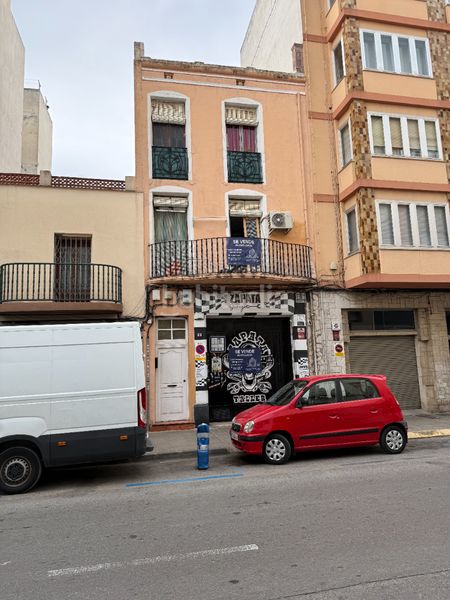 Foto 1a019936-6969-4da6-bc3c-e017c6025d1a. Edifici a carrer de sant francesc 83 a Casco Urbano Vinaròs