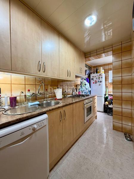 Foto 66ea4a71-98e9-42bc-bfe3-98948deb7e9e. Pis a Sant Ildefons Cornellà de Llobregat