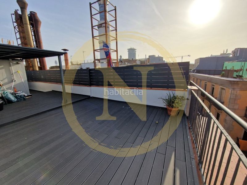 Foto a5cd9f30-b3e7-4f03-9aed-e771bcf5be8b. Pis a Gòtic Barcelona