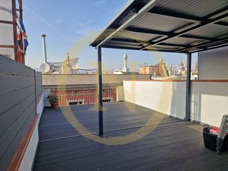Pis a G�tic. �tico de ensue�o en el coraz�n del barrio g�tico con terraza