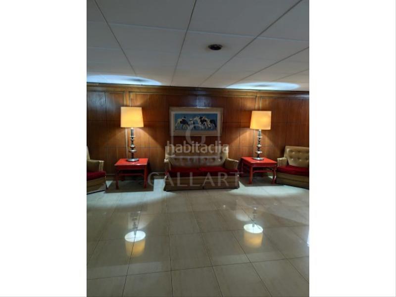 Foto 57eda3f5-94cc-4308-b937-d9b10ec8d190. Bureau dans Putget - Farró Barcelona