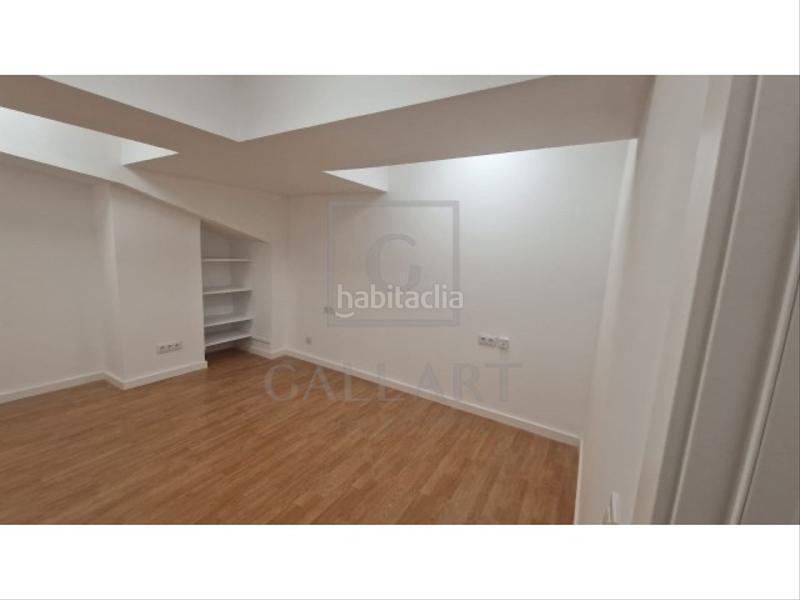 Foto 98f15aec-6154-4685-b11b-b9f377d7d27c. Bureau dans Putget - Farró Barcelona