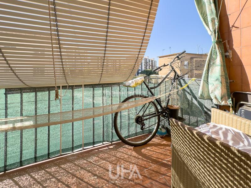 Foto 99b1955f-486b-429c-947a-13b586247302. Piso  exterior con balcon en Torrent Ballester Viladecans