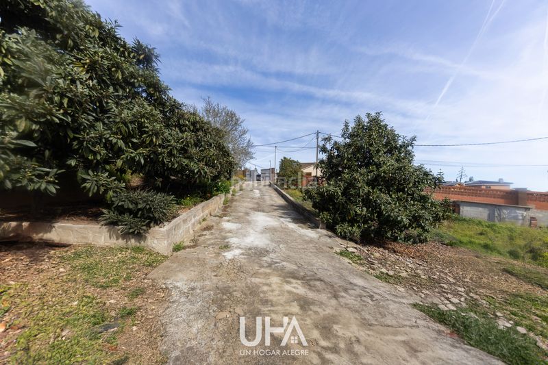 Foto 7e728eb3-8375-4b53-aa39-c732971b30ac. Terreny residencial a La Sentiu Gavà