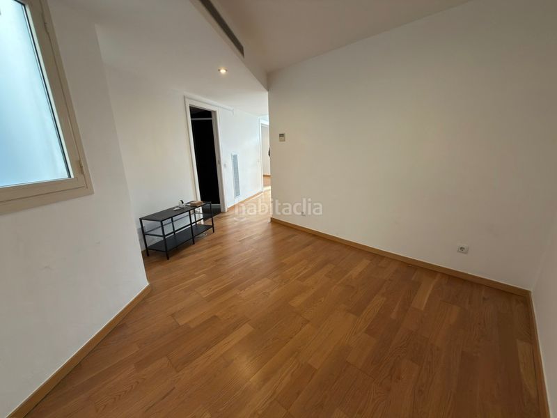 Foto 48a06a69-9cee-43fa-a10e-c22b7b79d5b2. Àtic amb calefacció a L´Antiga Esquerra de l´Eixample Barcelona