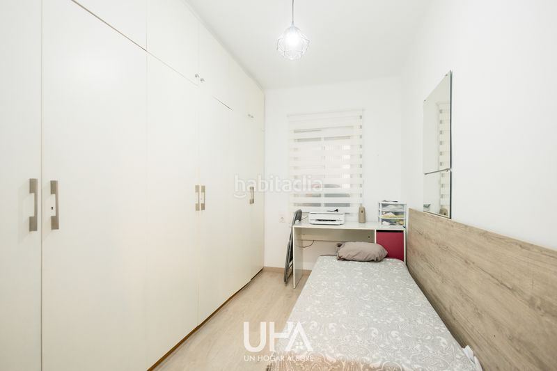 Foto 196ef7cb-b2d8-48d9-832e-022bc6c4c1a4. Piso *luminoso piso reformado con balcón y vistas en excelente ubicación* en Gavà