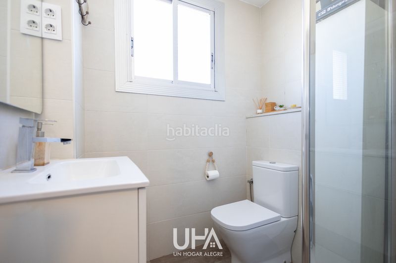 Foto d608487a-d778-42e6-a52c-826833663ea5. Piso *luminoso piso reformado con balcón y vistas en excelente ubicación* en Gavà