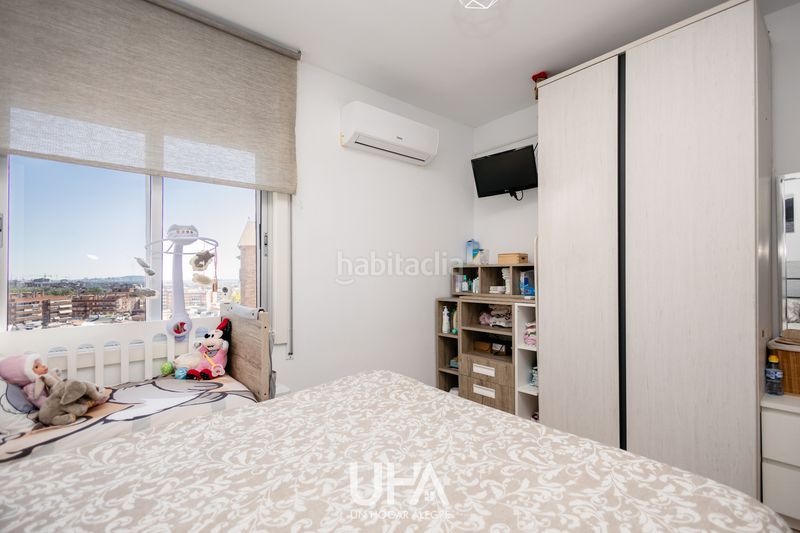 Foto ee959051-6d58-48c9-a8c6-1eb098f64d09. Piso *luminoso piso reformado con balcón y vistas en excelente ubicación* en Gavà