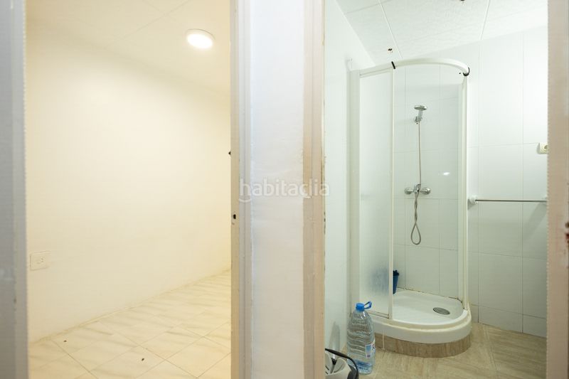 Foto 2edd56c2-9393-43d6-a6fe-3171dd4f172a. Casa adossada a Centre-Estació Gavà