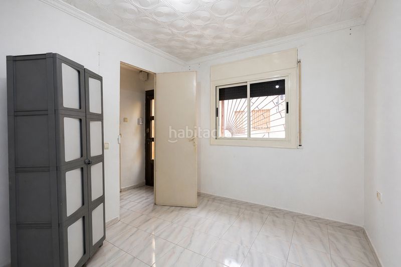 Foto 33b81ffb-04a7-4363-af2e-6c891526dc6c. Casa adossada a Centre-Estació Gavà