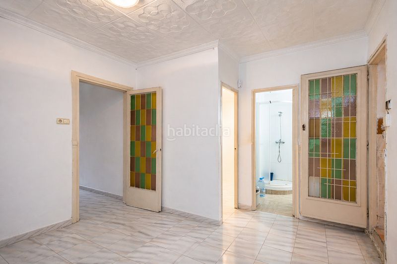 Foto 6ac2c649-7d95-4d66-a7b3-5fa76e47ebb9. Casa adossada a Centre-Estació Gavà