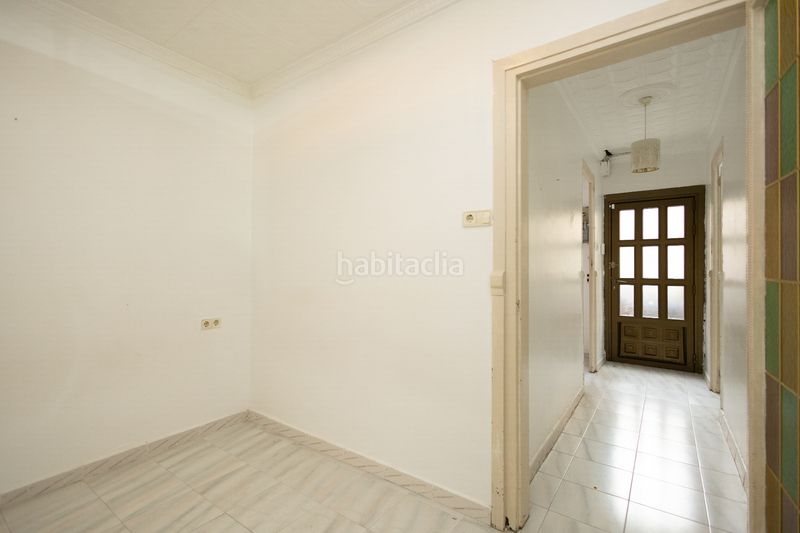 Foto a6e61aca-49b8-4ec0-9f4b-cf02578c5f0d. Casa adossada a Centre-Estació Gavà