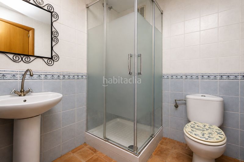 Foto a8d39cb6-341a-40d3-a410-66034635b756. Casa amb xemeneia calefacció a Les Botigues Castelldefels