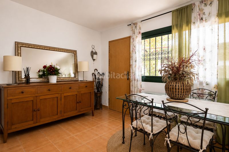 Foto b708ab73-8bcf-44de-b170-a4efc562a926. Casa amb xemeneia calefacció a Les Botigues Castelldefels