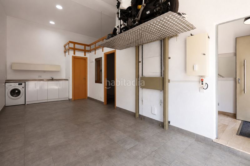 Foto 480999f5-d6d2-41c4-8d3d-3c9eee8b2ce7. Casa adossada amb calefacció aparcament piscina a Gavà
