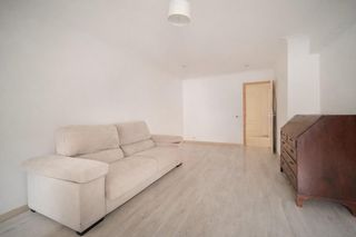 Apartament  Carrer galiana. Vivienda ideal para familias o inversion segura.