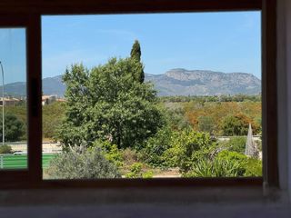 Casa aparellada  Carrer sicilia -can carbonell-. Luminosa vivienda unifamiliar con piscina y amplios espacios en
