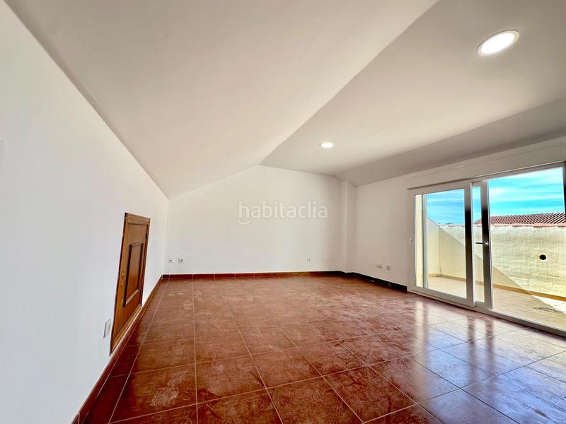 Foto ff23e771-fdfe-4915-9333-699dfefe9d98. Casa adossada amb aparcament a Los Boliches Fuengirola