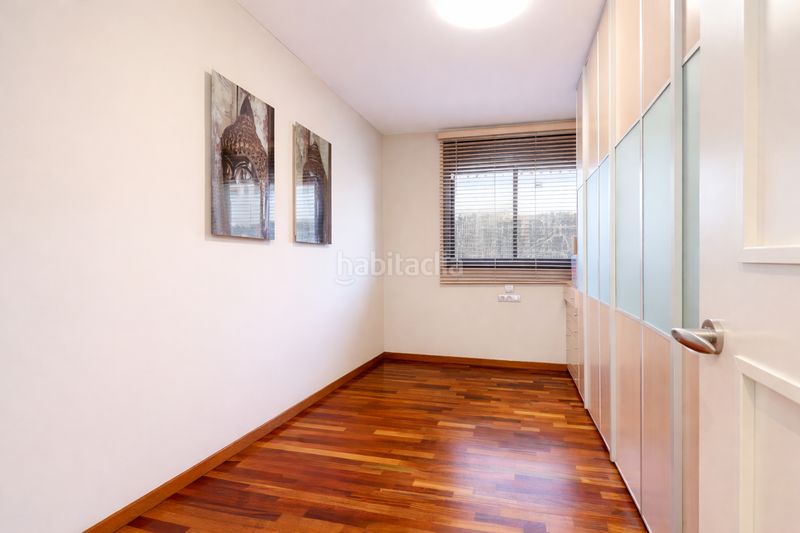 Foto 0ac3d817-b9bb-4548-a36b-d6c4483ec08f. Casa aparellada amb calefacció aparcament piscina a Matadepera