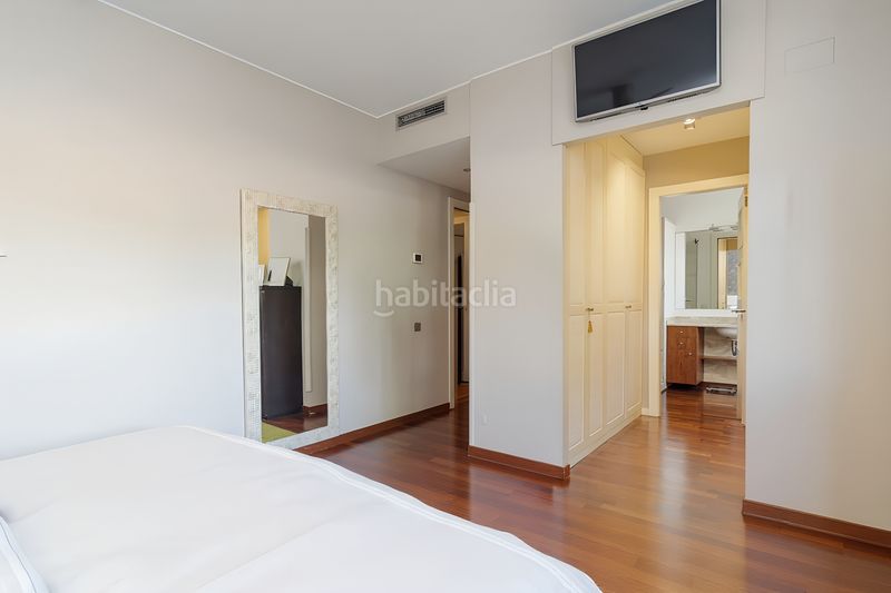 Foto a38c2604-67d5-4329-ab7d-ea789c138ca0. Casa aparellada amb calefacció aparcament piscina a Matadepera