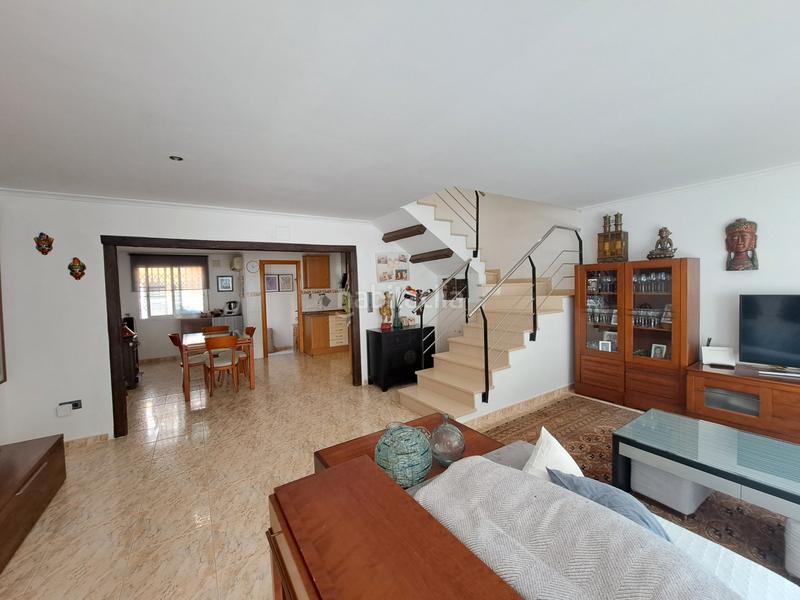 Foto 04890b25-51ce-499e-bfb4-356426b2dfef. Reihenhaus in carrer dénia 75 in Ondara