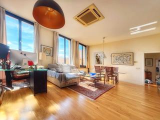 Dúplex  Calle de la magdalena. Dúplex con vistas en plaza tirso de molina Dúplex  Calle de la magdalena. Dúplex con vistas en plaza tirso de molina