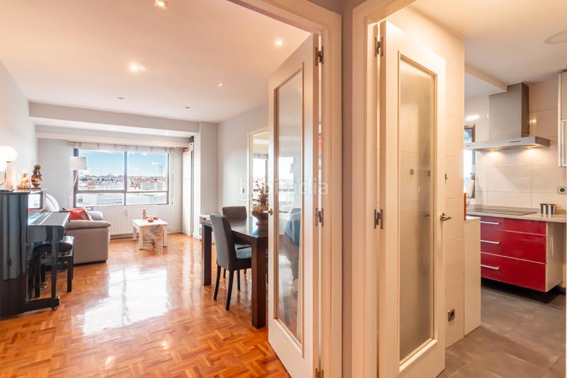 Foto b648449b-aa8f-4097-9071-d78f3ac25bea. Àtic amb calefacció a Acacias Madrid