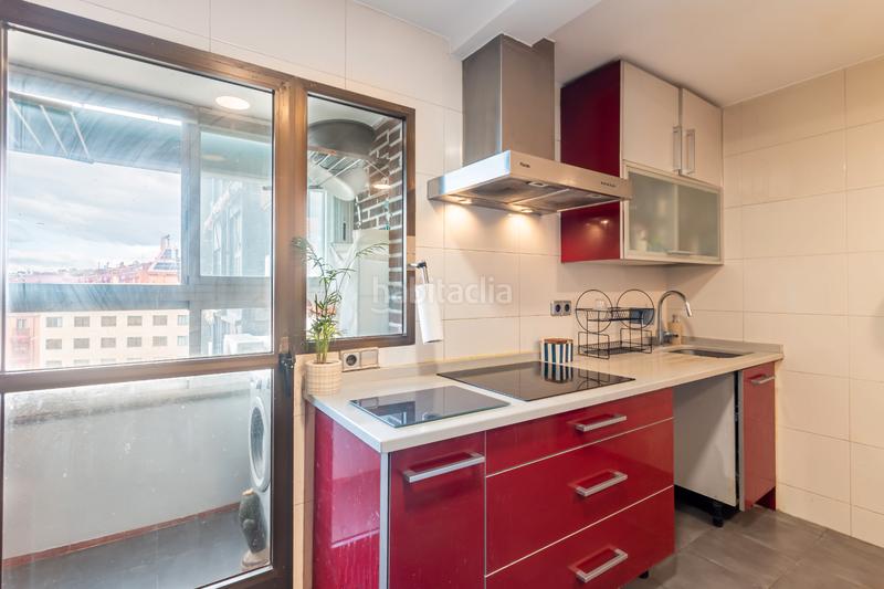 Foto c0ec4c12-4184-4547-a927-2a0407122cea. Àtic amb calefacció a Acacias Madrid