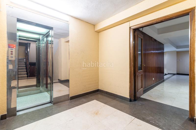 Foto e68f2b89-ebeb-40a8-9ba6-6c549ac5fca5. Àtic amb calefacció a Acacias Madrid