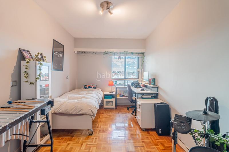 Foto f49687da-db67-4bae-bc72-95c9d1e7b5dc. Àtic amb calefacció a Acacias Madrid