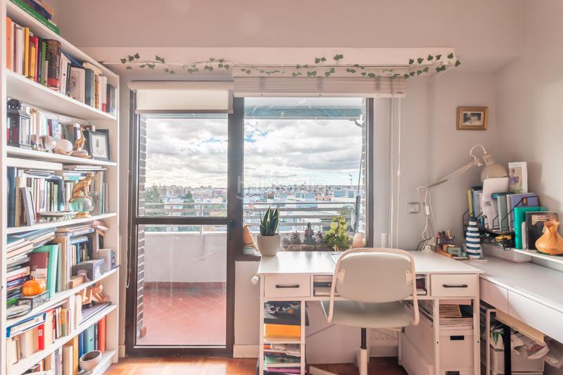 Foto f8d8a479-92df-4bf4-8f94-caeb374cc6a7. Àtic amb calefacció a Acacias Madrid