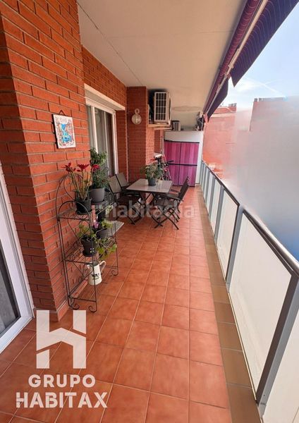 Foto 7a4b3619-ab98-4c39-921e-1d075de672ec. Dúplex amb aparcament a Can Clos-Pinetons Ripollet