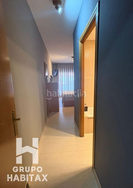 Foto b928d0d7-74d3-4ff4-97bd-8ea65669dcb1. Dúplex amb aparcament a Can Clos-Pinetons Ripollet