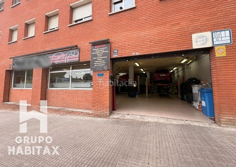 Foto d1531853-adef-40fe-8bbf-1a6c78d0a249. Local comercial a Can Clos-Pinetons Ripollet