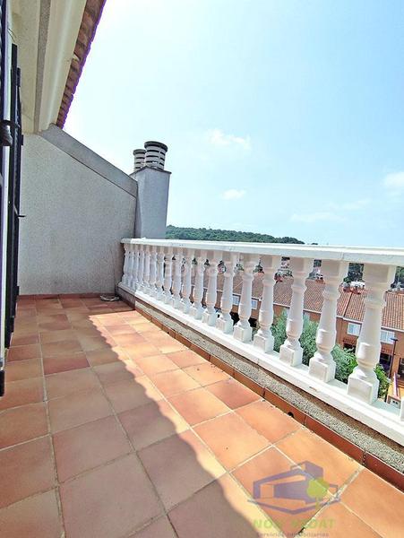 Foto fc104842-7a58-4b94-b76d-e0759b2d8b1c. Casa bungalow en El Vedat - Santa Apolonia Torrent