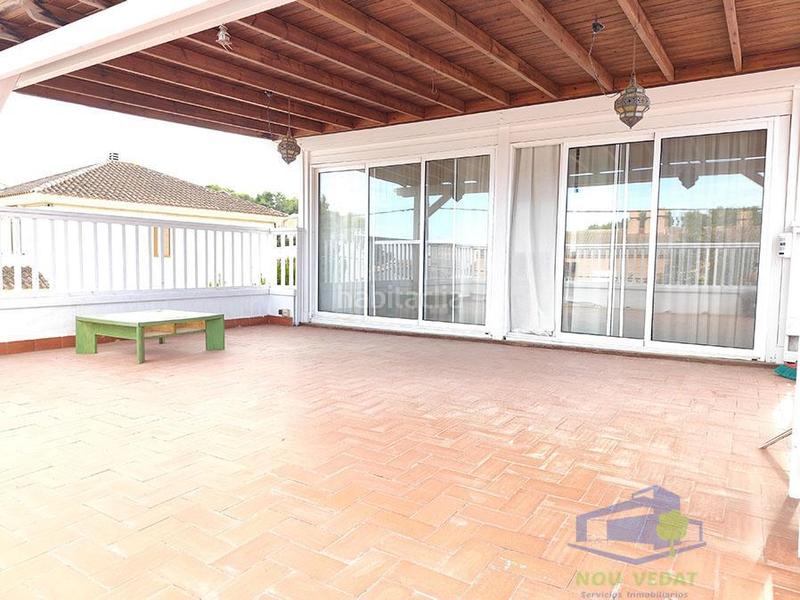 Foto 4d4e356a-4edd-49cd-b7db-1985b14649de. Miete haus mit pool in Zona Avenida Alta - Auditorio Torrent