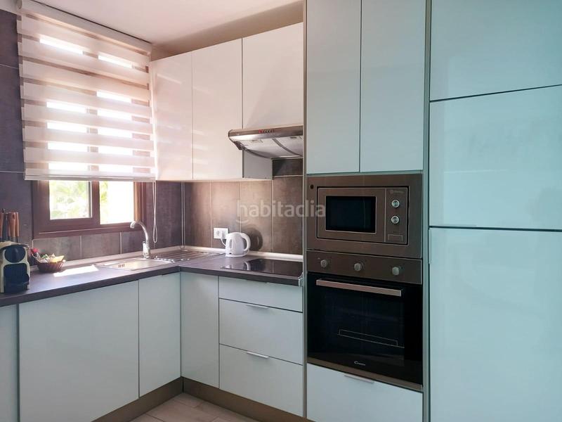 Foto a8651d0c-932c-4243-adb2-33cf2ce1db59. Monolocale con piscina in Playa de las Américas Arona