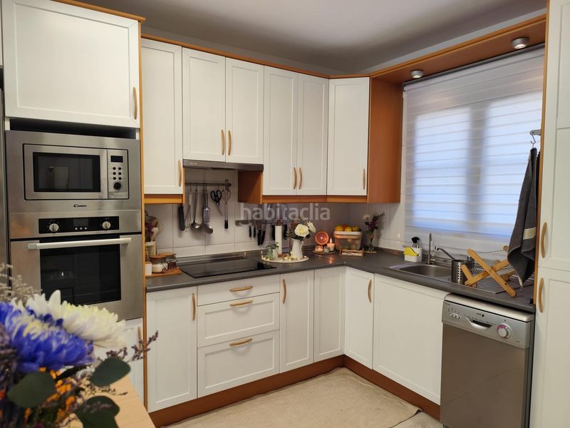 Foto 94d0972e-6c94-40dd-983e-5bc0540ba317. Casa adossada amb aparcament a Barranco Hondo Candelaria